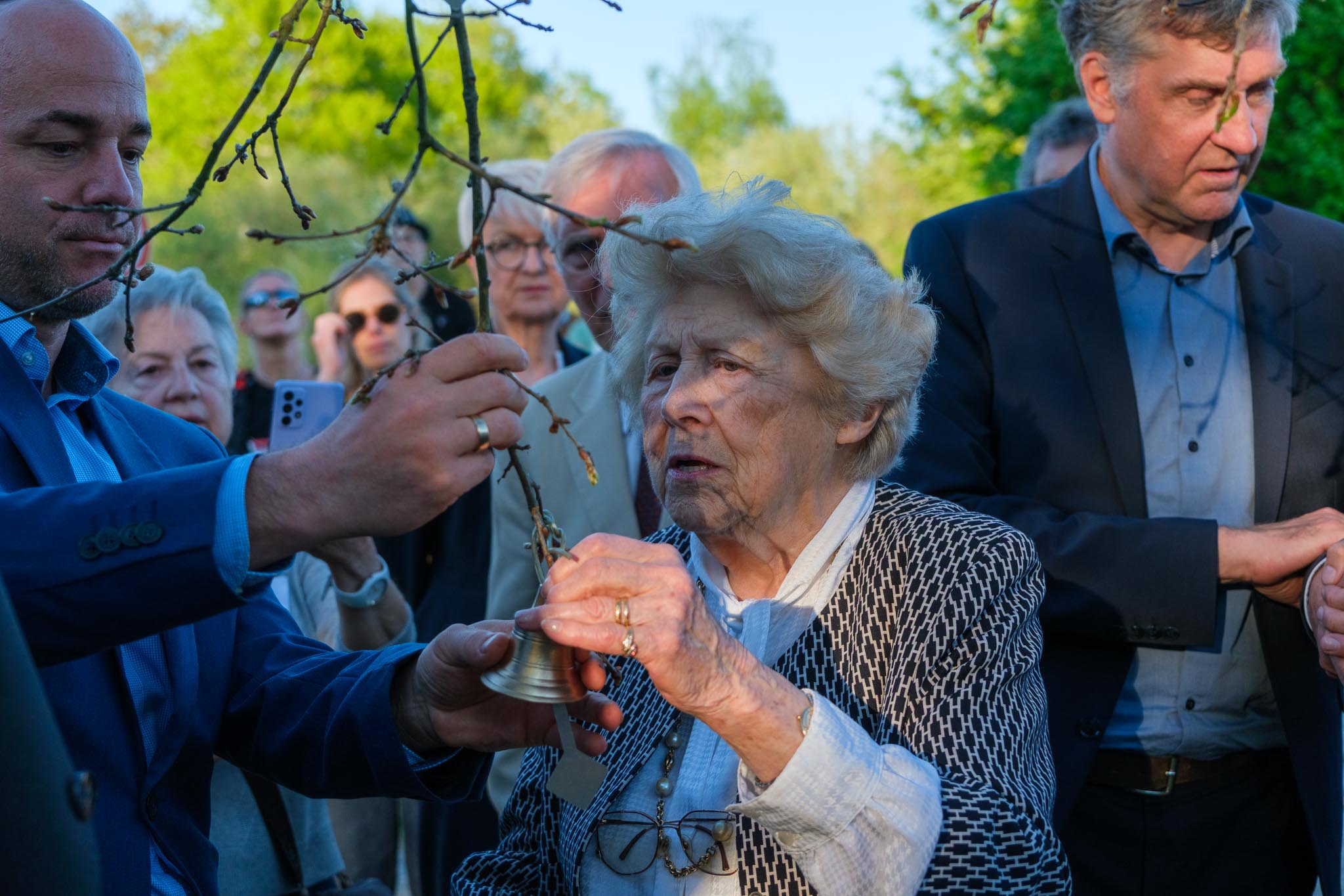 Lucette Malbecq-Cloizeau, Frau des letzten Überlebenden des KZ-Außenlagers, war Ehrengast bei der Gedenkfeier 2025. Foto: Frank Schildener